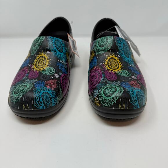 Crocs Clogs Women's 9 Black Multi-color Neria Pro II Graphic Clogs Nurse NWT - Picture 12 of 12